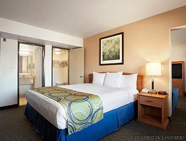 Days By Wyndham Moonlight Hotel Encinitas
